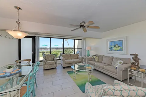 Casa Del Mar unit C05 photo