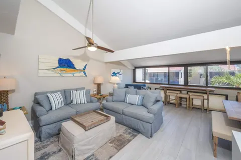Casa Del Mar unit F16 photo