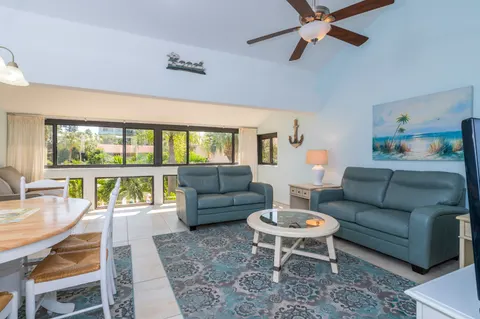 Casa Del Mar unit F21 photo
